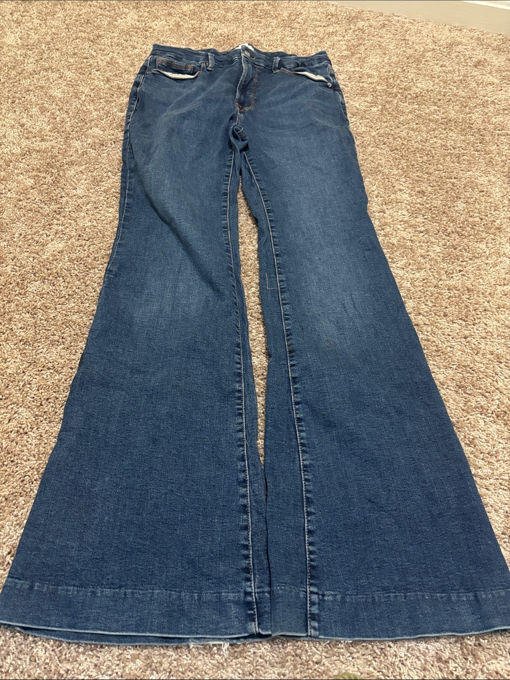 Good American Dark Blue Flare Wide-Leg Jeans Some Wear To The Leg Cuff